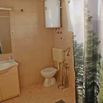 Spacious 4-Bedroom House With Sea Views 招待所