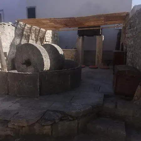 Pensión Nasa Beautiful Hause For Vecation Lumbarda