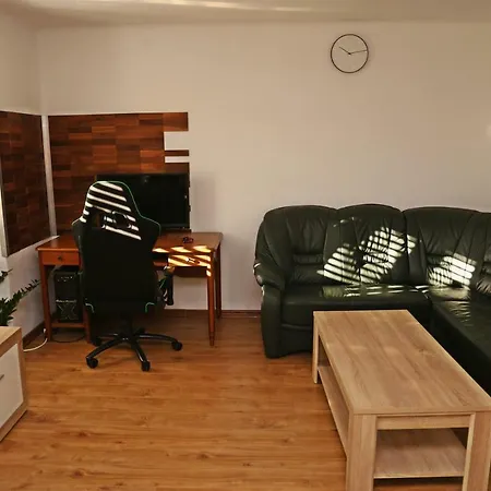 Spacious 4-Bedroom House With Sea Views