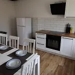 Spacious 4-bedroom House With Sea Views Konukevi