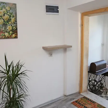 Spacious 4-bedroom House With Sea Views Vendégház